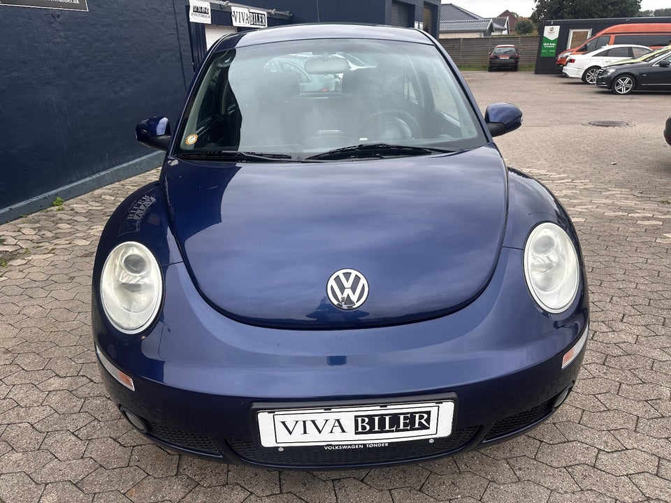 VW New Beetle 1,6 Trendline 2d