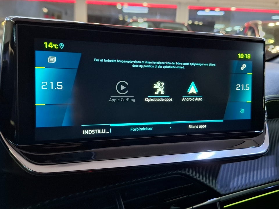 Peugeot e-208 50 GT 5d