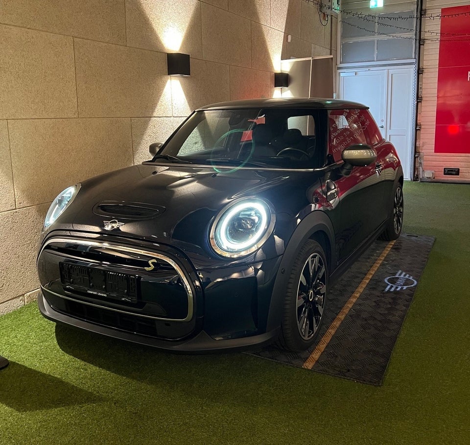 MINI Cooper SE Yours Trim 3d
