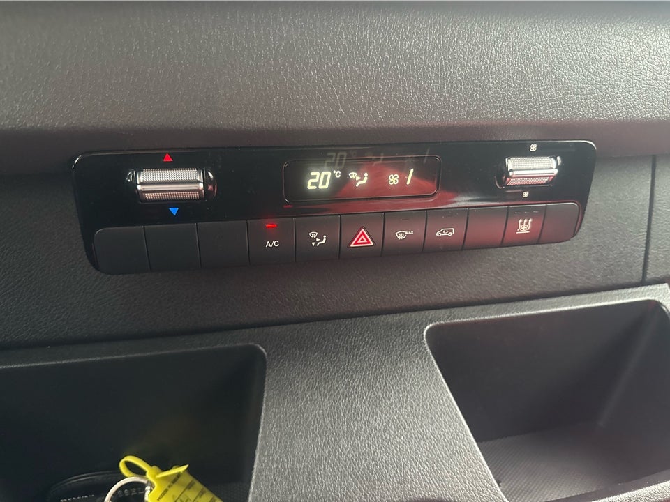 Mercedes Sprinter 214 2,2 CDi A2 Kassevogn aut. FWD