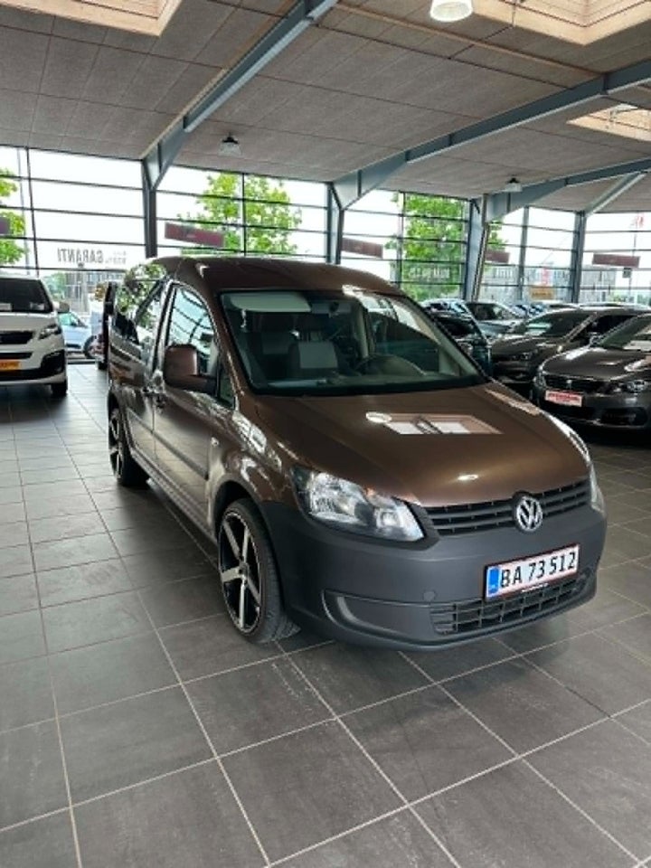 VW Caddy 1,6 TDi 75 Trendline BMT 5d