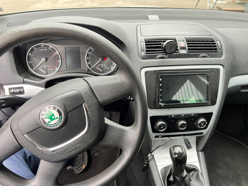 Skoda Octavia 1,4 TSi 122 Ambiente Combi 5d