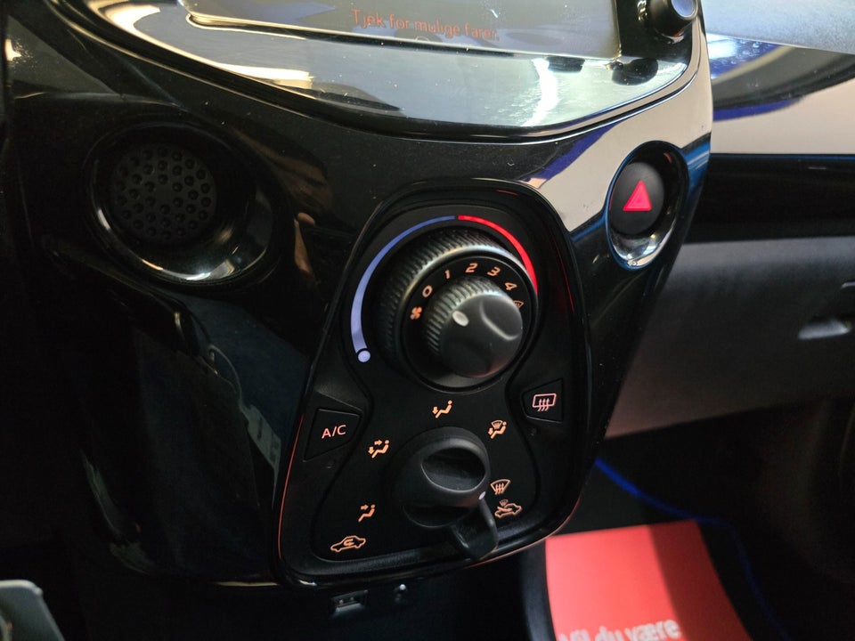 Toyota Aygo 1,0 VVT-i x-cite 5d