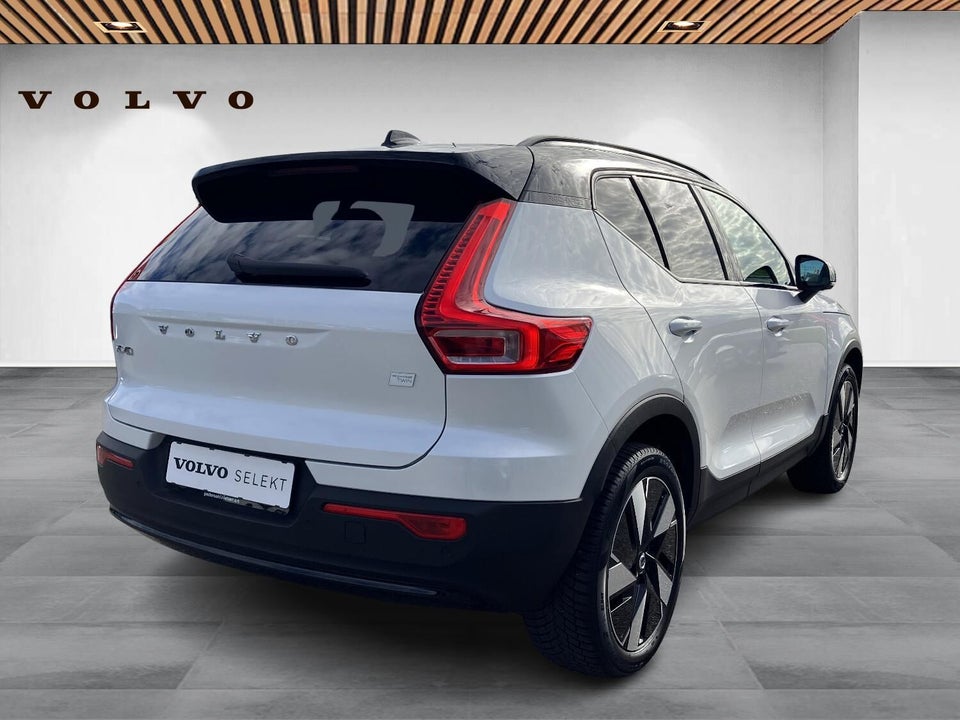 Volvo XC40 ReCharge Twin Plus 5d