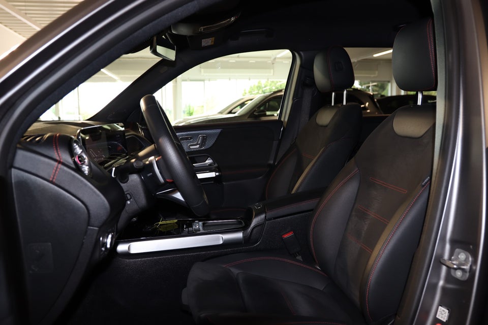 Mercedes EQB350 AMG Line 4Matic 5d