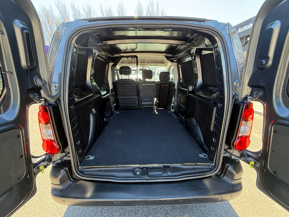 Peugeot Partner 1,6 BlueHDi 100 L1 Flex Van 5d