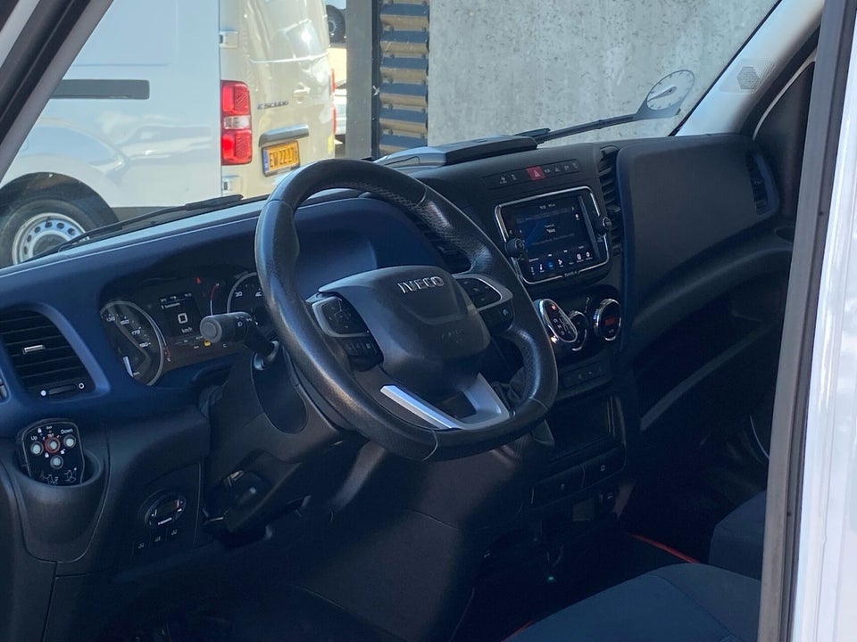 Iveco Daily 3,0 35S21 4100mm Lad AG8 2d