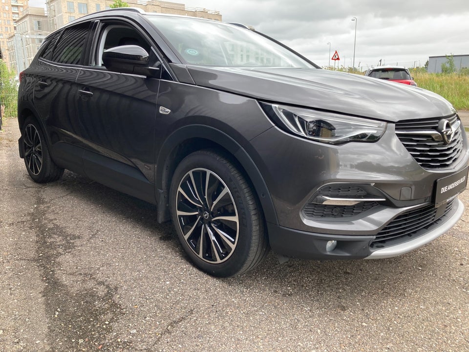 Opel Grandland X 1,6 Hybrid Ultimate aut. 5d