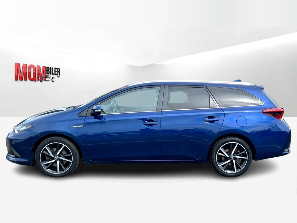 Toyota Auris 1,8 Hybrid H2 Selected Touring Sports CVT 5d