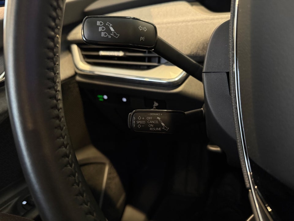 Skoda Enyaq 80 iV Loft 5d