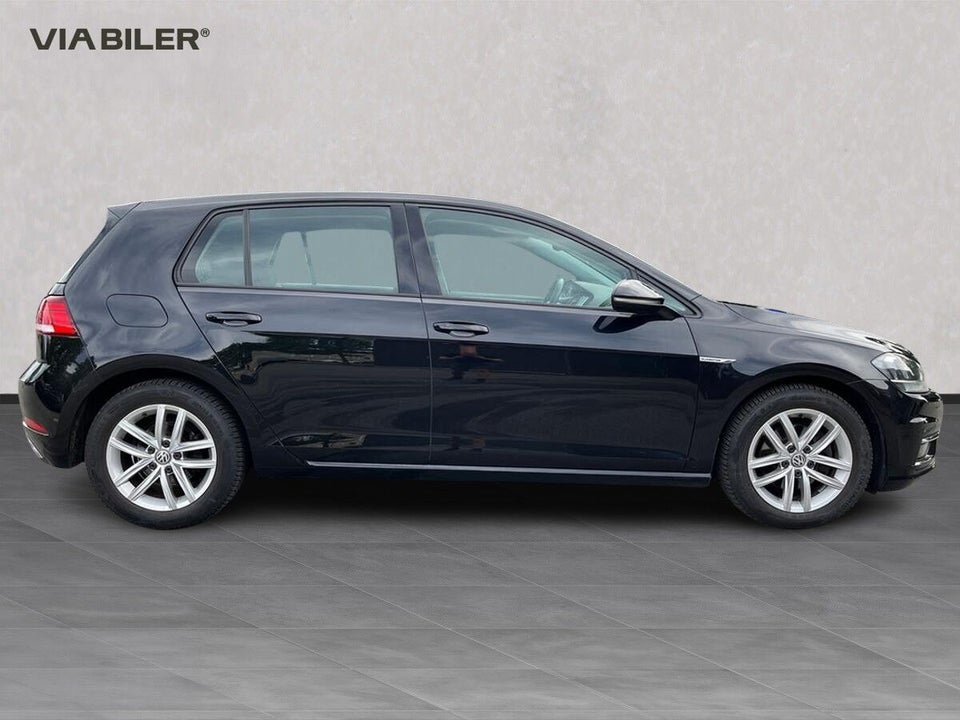 VW Golf VII 1,5 TSi 130 Comfortline DSG 5d