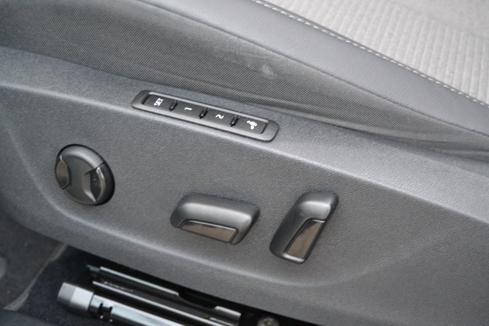 Skoda Enyaq 80 iV Loft 5d