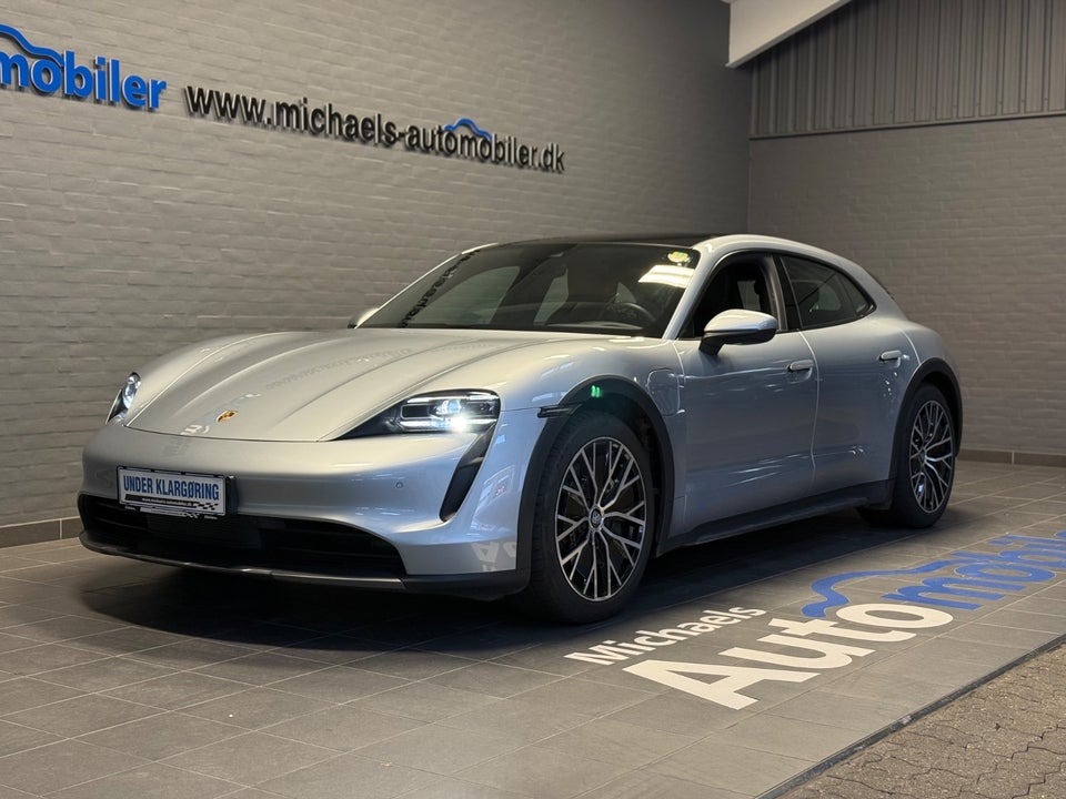 Porsche Taycan 4 Performance+ Cross Turismo 5d