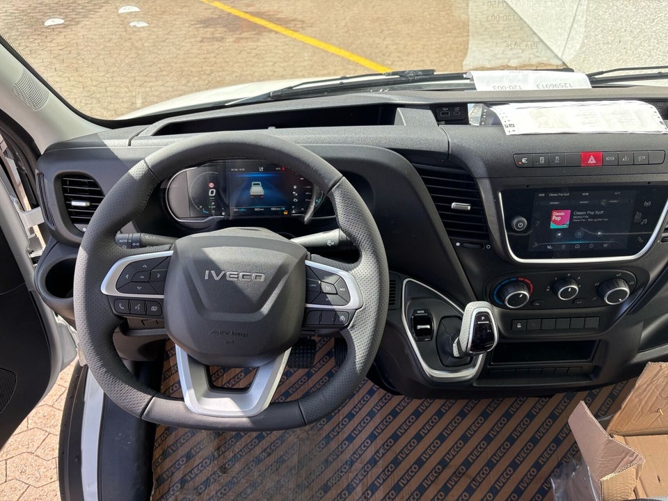 Iveco Daily 3,0 35S18 4100mm Alukasse m/lift AG8