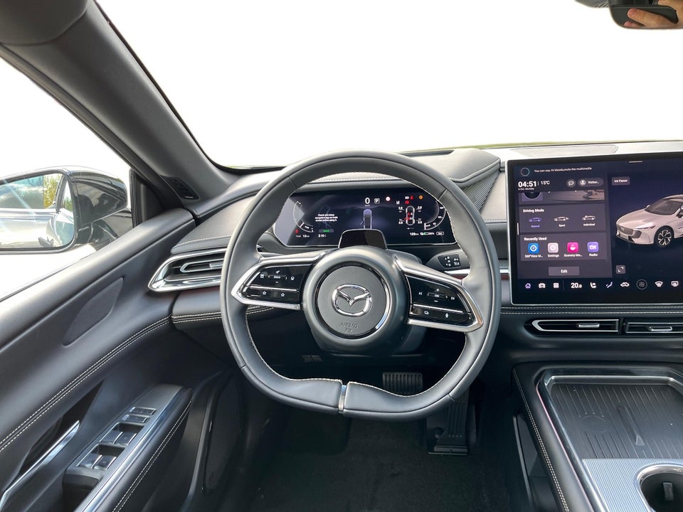 Mazda 6e Takumi Long Range 5d