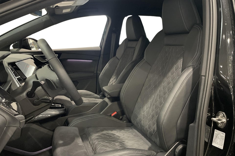 Audi Q4 e-tron 45 S-line 5d