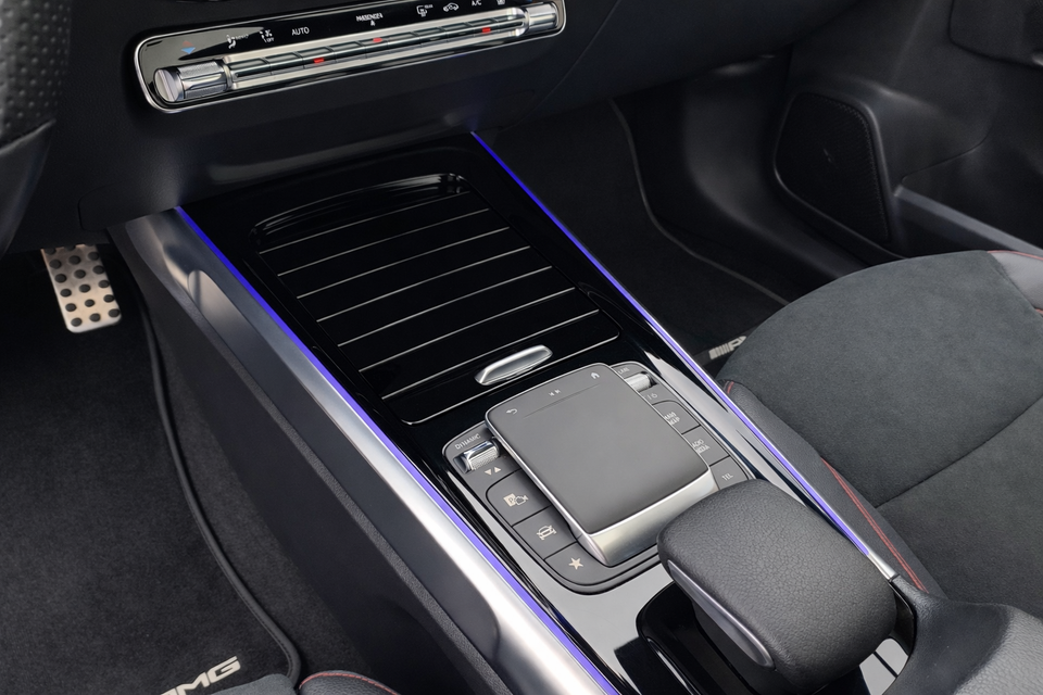 Mercedes EQB250 AMG Line 7prs 5d