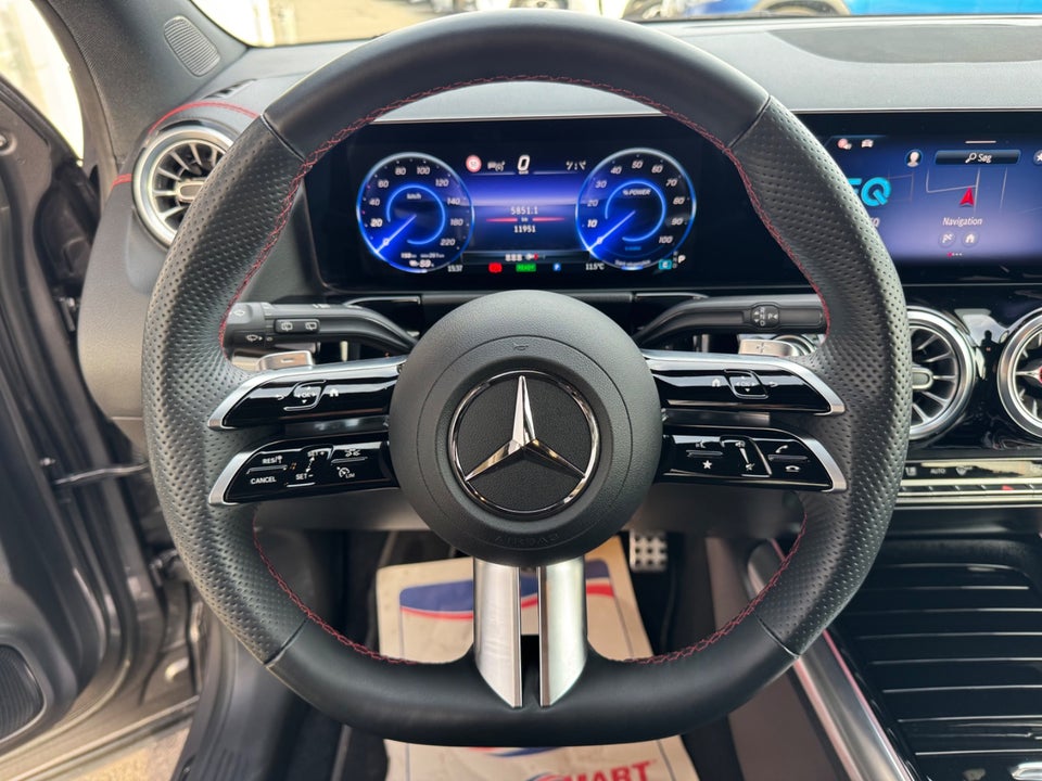 Mercedes EQA300 AMG Line 4Matic 5d