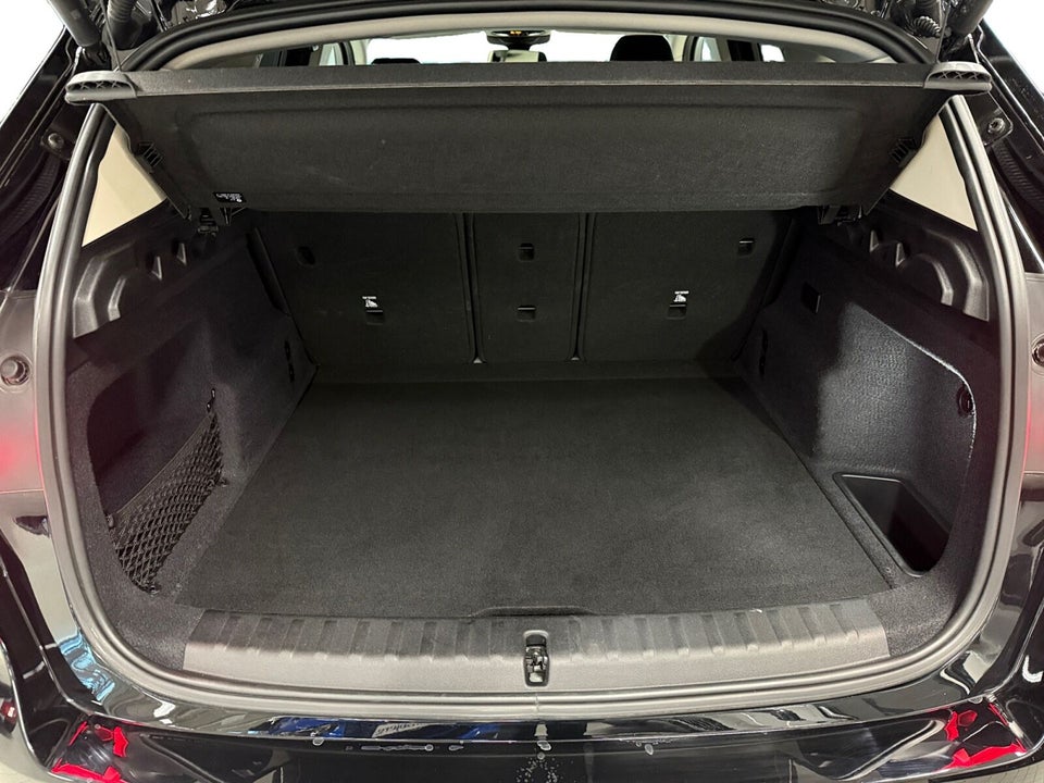 BMW iX1 xDrive30 X-Line 5d