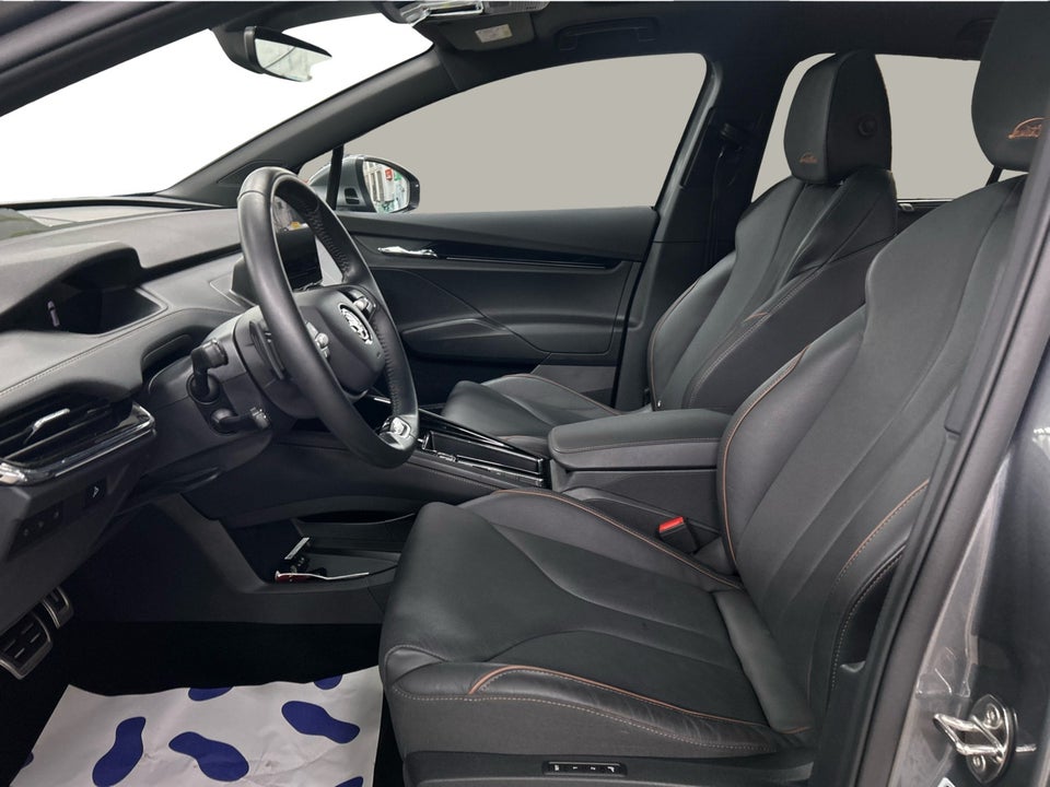 Skoda Enyaq 85x iV Laurin & Klement 5d