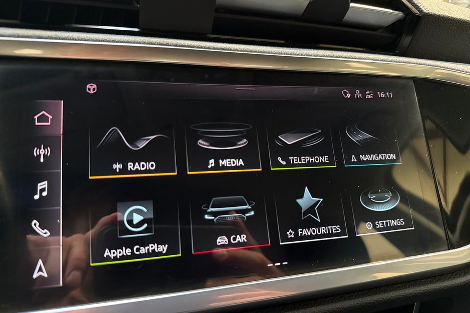Audi Q3 45 TFSi e Attitude plus S-tr. 5d
