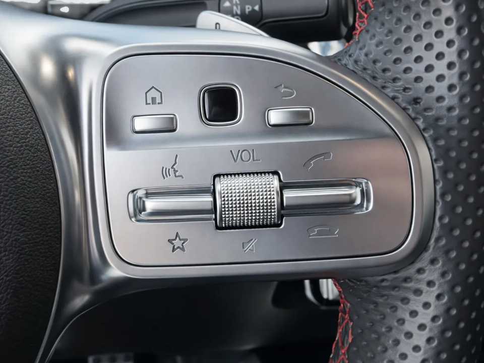 Mercedes B200 1,3 AMG Line aut. 5d