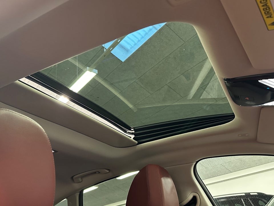 BMW i4 eDrive40 Charged 5d