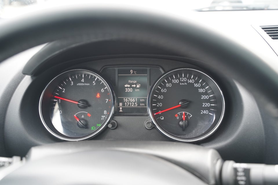 Nissan Qashqai 1,6 Tekna 5d