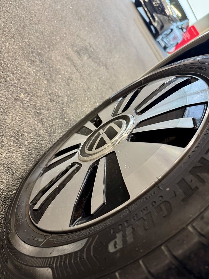 VW e-Up! Move Up! 5d