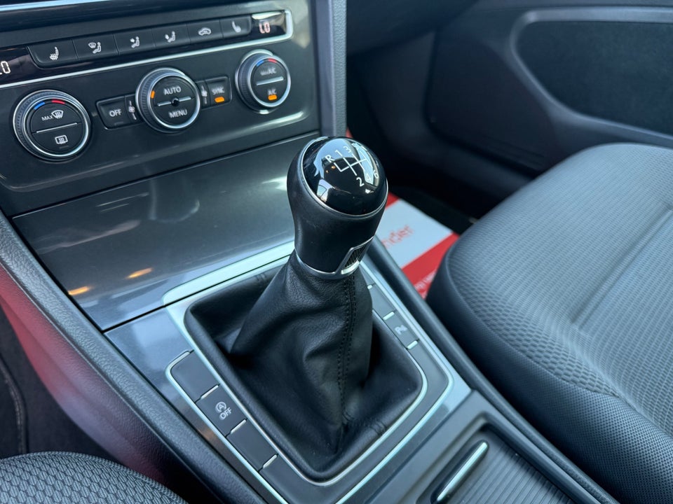 VW Golf VII 1,4 TSi 125 Trendline 5d