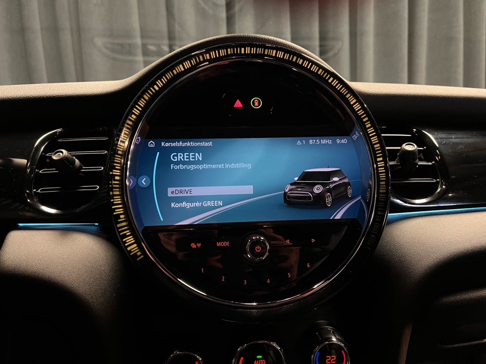 MINI Cooper SE Edition Premium Plus 3d