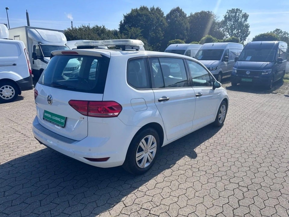 VW Touran 1,6 TDi 110 Trendline DSG Van 5d