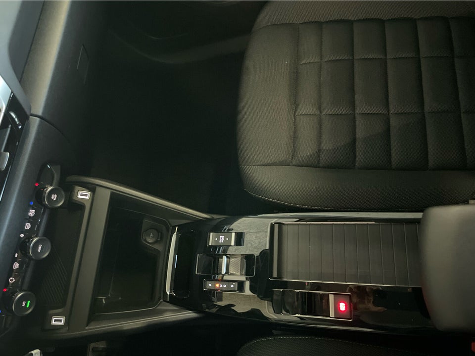 Citroën ë-C4 X 50 Plus 4d