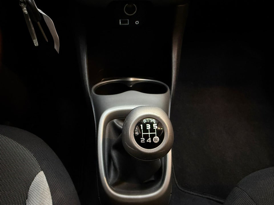 Toyota Aygo 1,0 VVT-i x-touch 5d