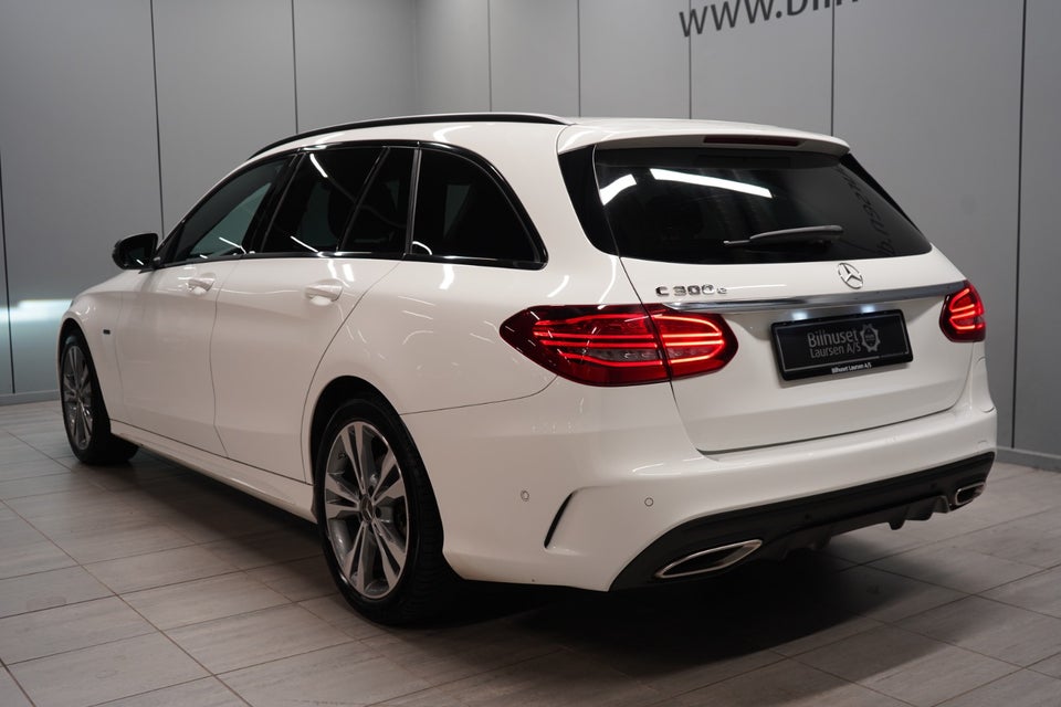 Mercedes C300 e 2,0 AMG Line stc. aut. 5d