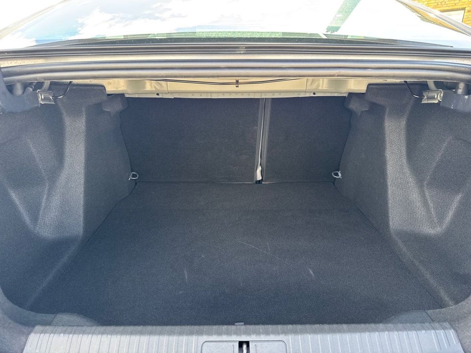 Citroën ë-C4 X 54 Plus 4d