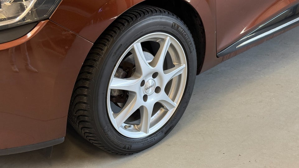 Renault Clio IV 0,9 TCe 90 Dynamique Sport Tourer 5d