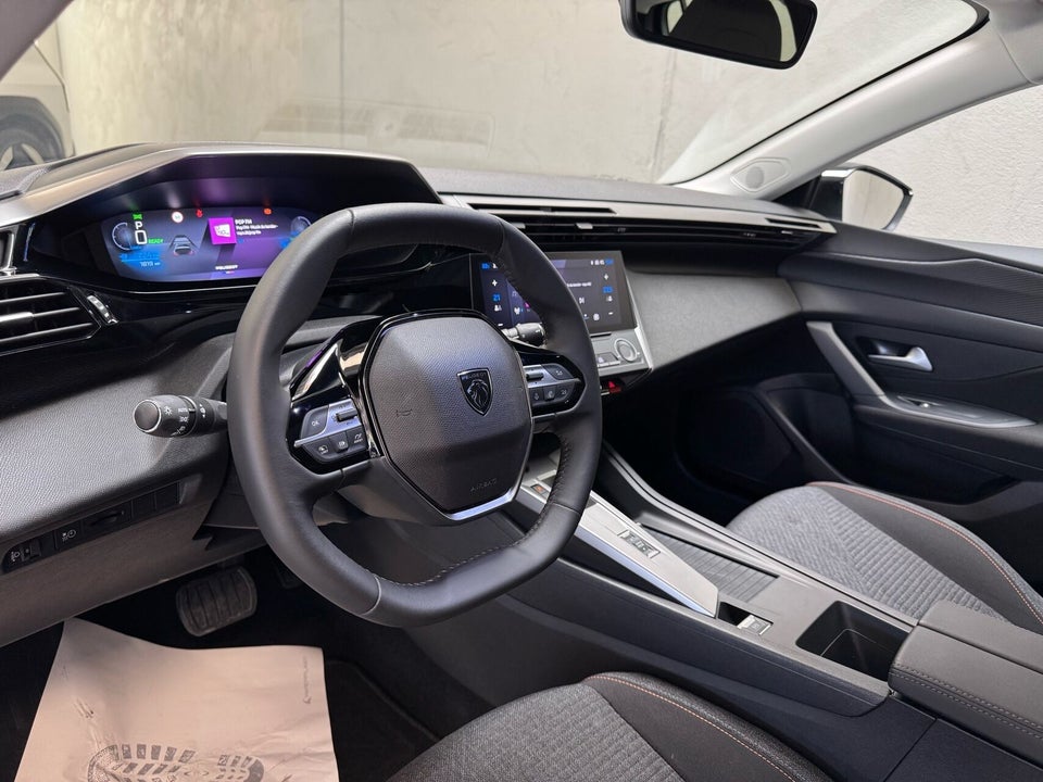Peugeot e-308 54 Style 5d