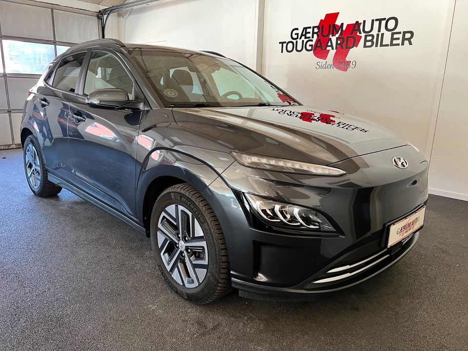 Hyundai Kona 64 EV Essential 5d