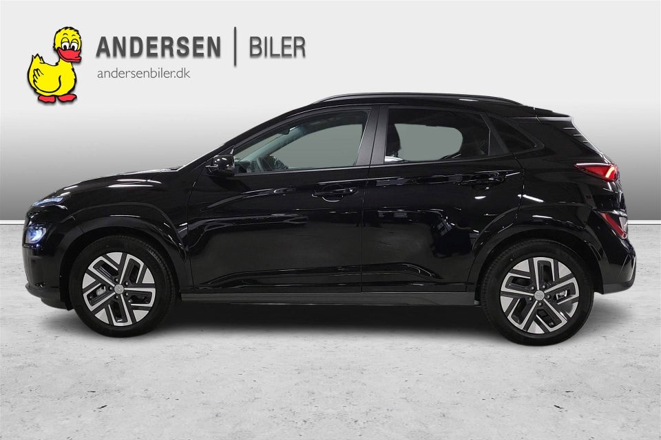 Hyundai Kona 64 EV Essential 5d