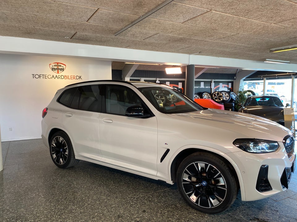 BMW iX3 Charged Plus M-Sport 5d