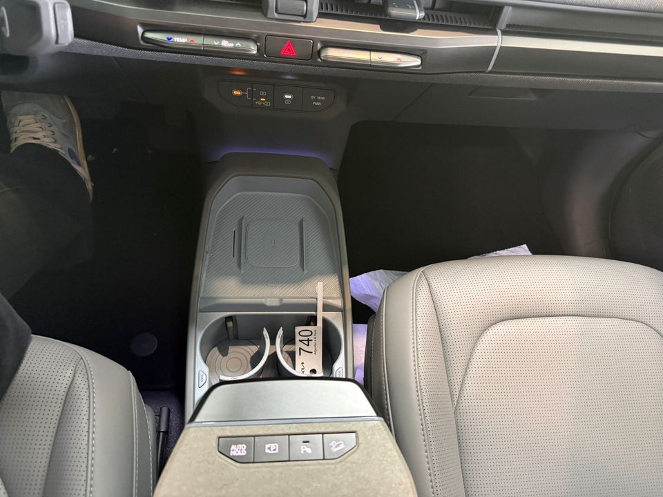 Kia EV3 81 Long Range Earth 5d