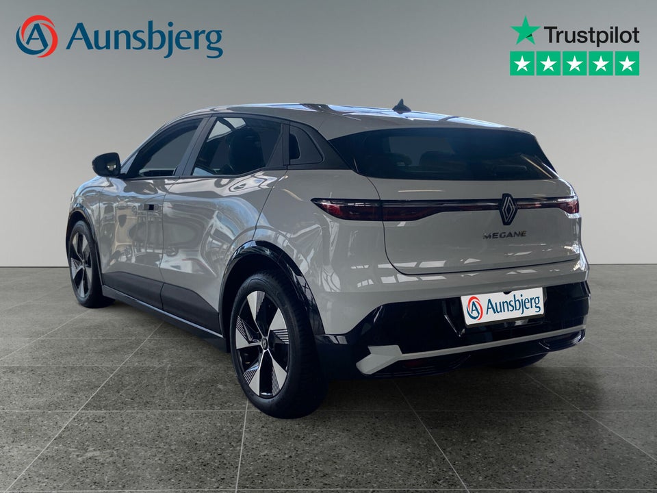 Renault Megane E-Tech 40 Equilibre 5d