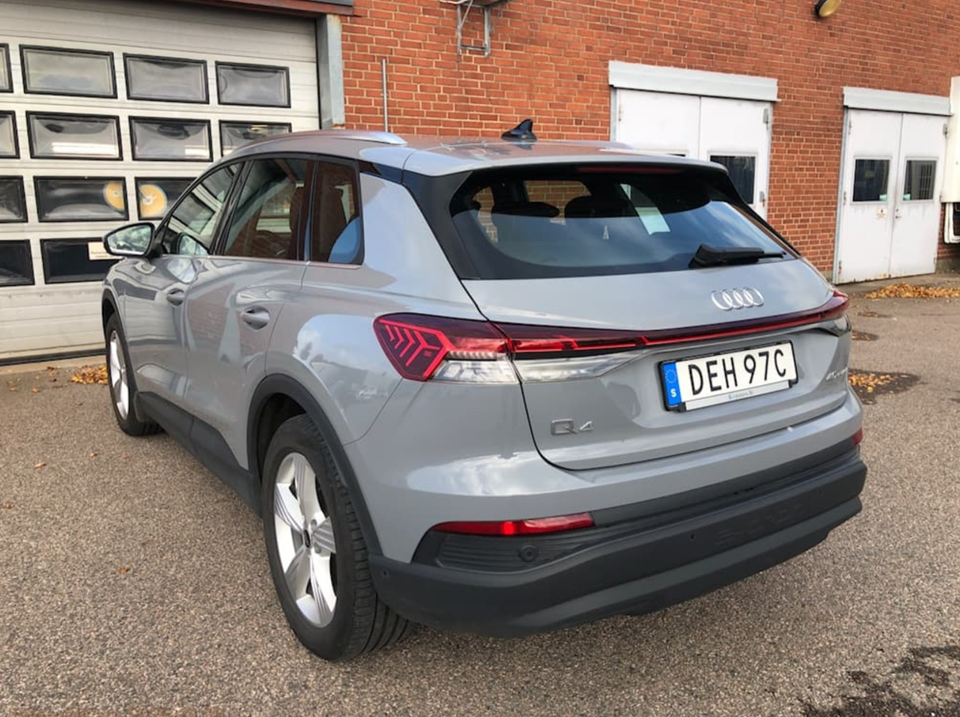 Audi Q4 e-tron 40  5d