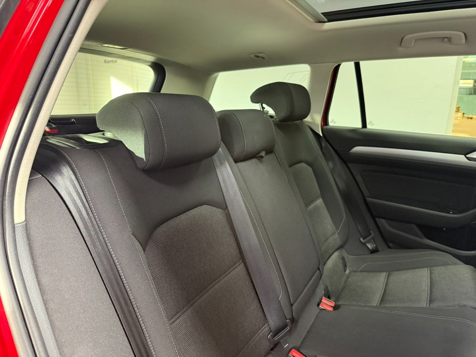 VW Passat 1,6 TDi 120 Comfortline Variant DSG 5d