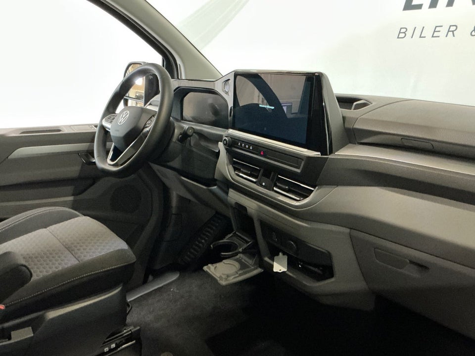 VW e-Caravelle 64 Life SWB