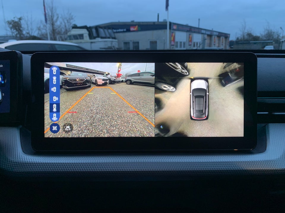 Aiways U5 Premium 5d