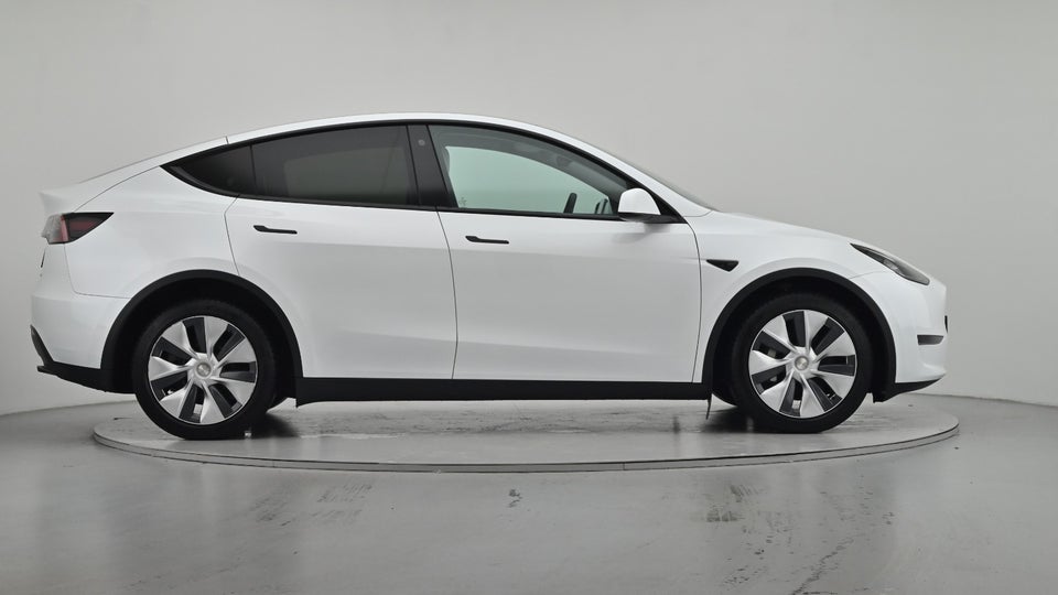 Tesla Model Y Long Range AWD 5d