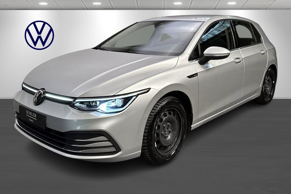 VW Golf VIII 1,5 eTSi 150 Style DSG 5d