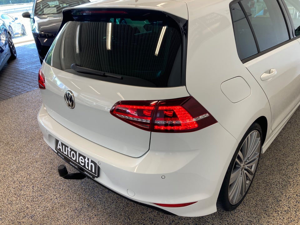 VW Golf VII 1,4 TSi 150 R-line DSG BMT 5d